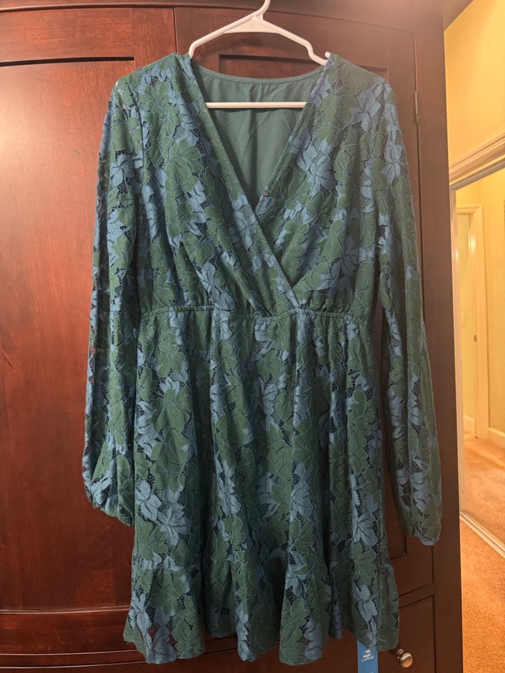 Cupshe Blue-Green Floral Lace Long Sleeve Wrap Dress
